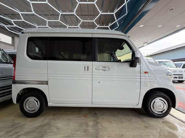 Honda N-VAN 10