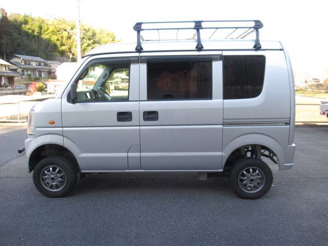 Suzuki Every 8