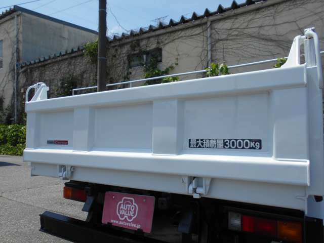 Mitsubishi Fuso Canter 12