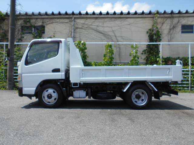 Mitsubishi Fuso Canter 4