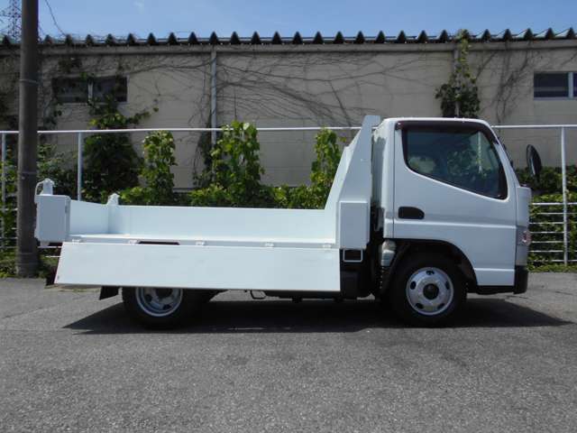 Mitsubishi Fuso Canter 7