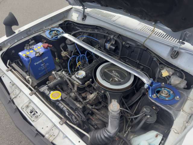 Nissan Sunny Truck 8