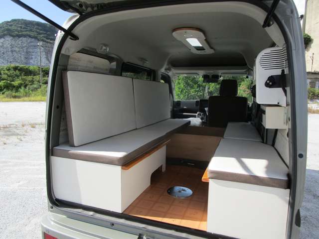 Suzuki Every 8