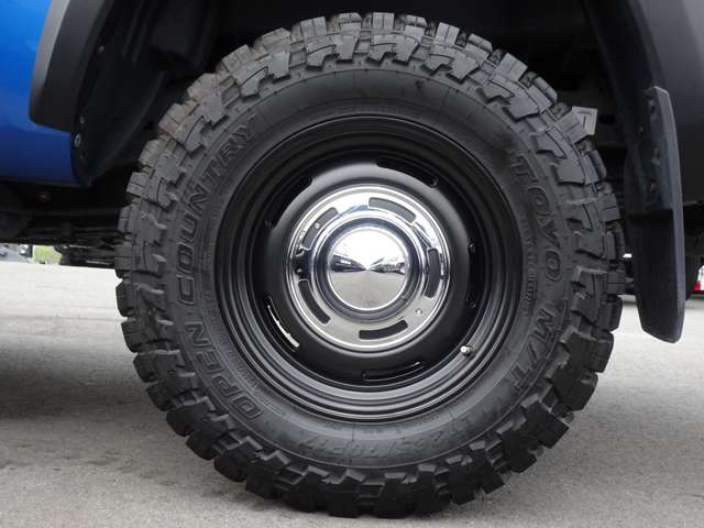 Toyota Tacoma 4