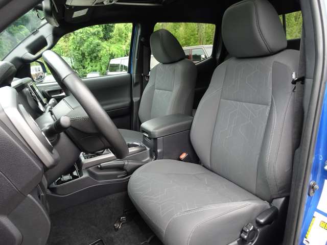 Toyota Tacoma 6