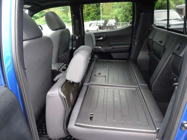 Toyota Tacoma 10
