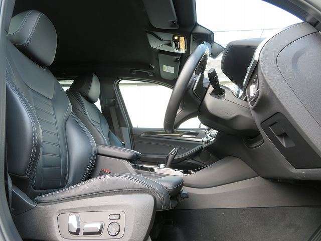 BMW X3 7