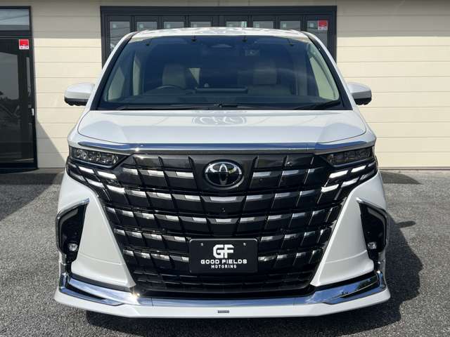 Toyota Alphard 8
