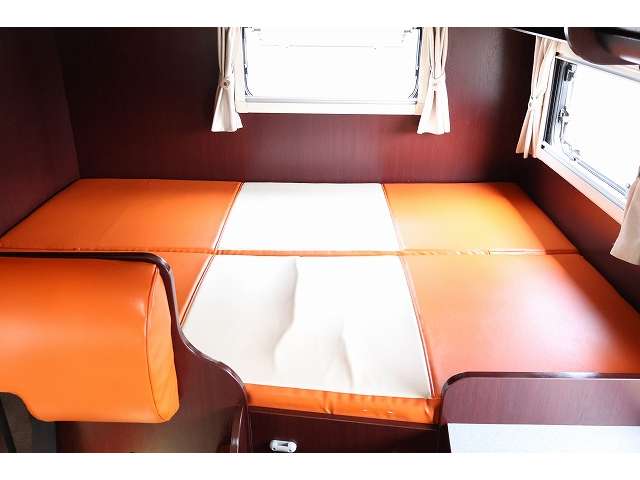 Toyota Camroad 6