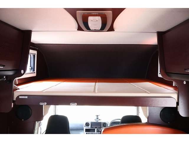 Toyota Camroad 8
