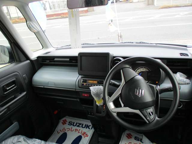 Suzuki Spacia Base 8