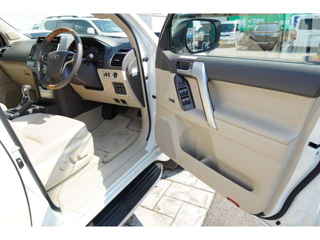Toyota Land Cruiser Prado 12