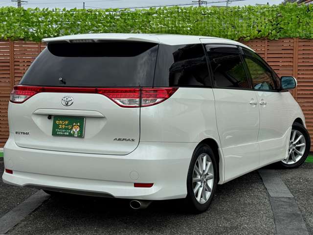 Toyota Estima 6