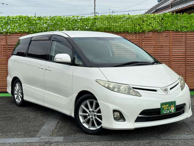 Toyota Estima 8