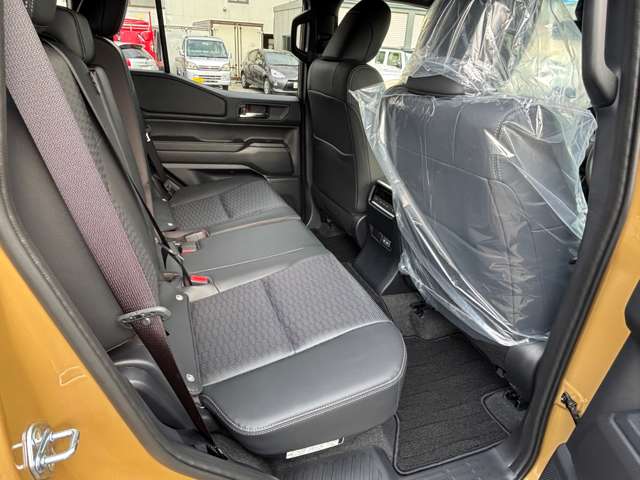 Toyota Land Cruiser 250 10