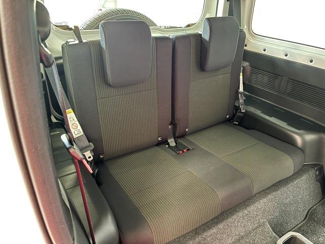 Suzuki Jimny 9