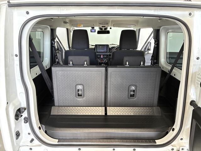 Suzuki Jimny 10