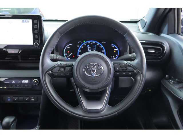 Toyota Yaris Cross 8