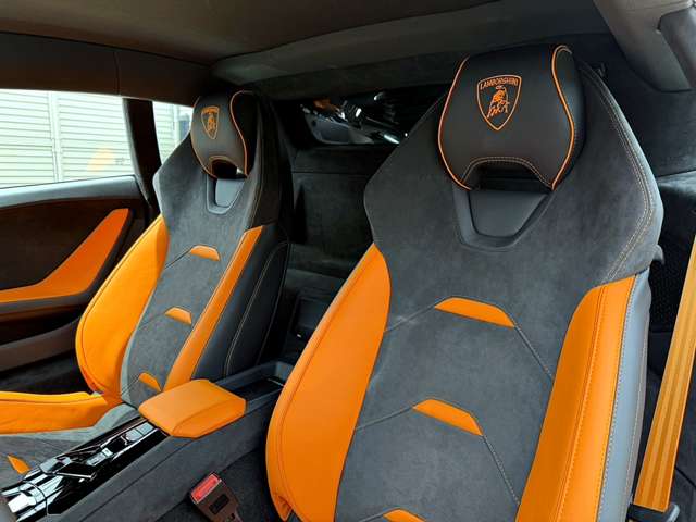 Lamborghini ウラカンステラート 9