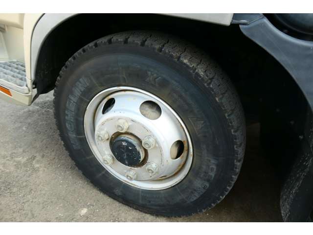 Mitsubishi Fuso Fighter 11