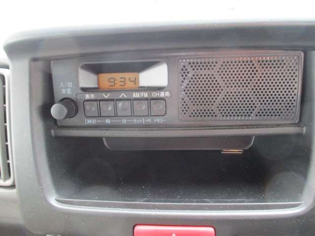 Mitsubishi Minicab Van 4