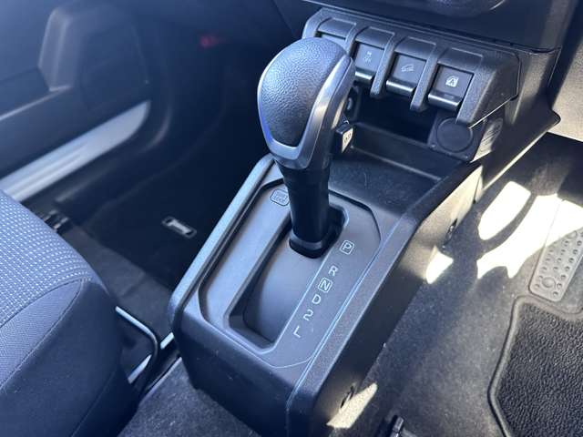 Suzuki Jimny 9