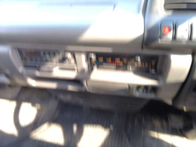 Isuzu Elf 10