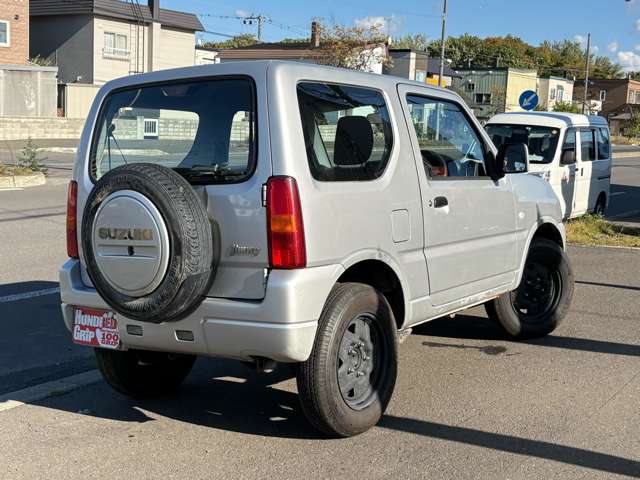 Suzuki Jimny 4
