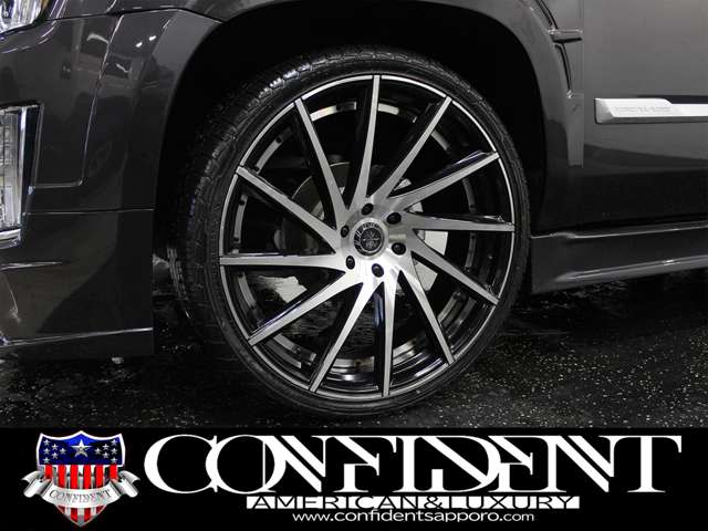 Cadillac エスカレード 7