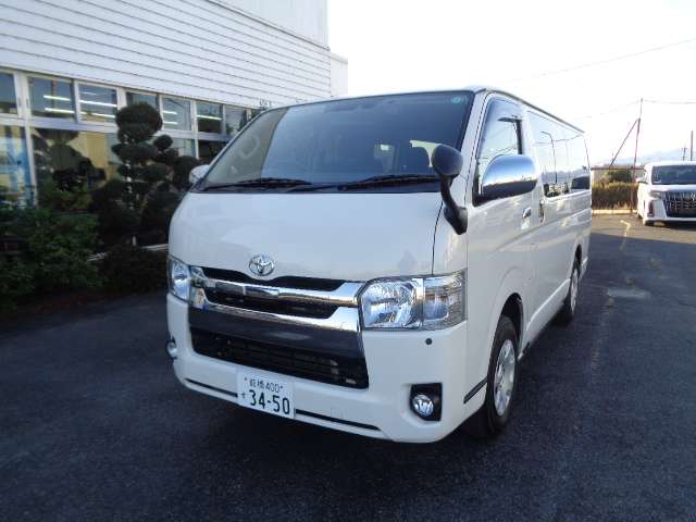 Toyota Hiace Van 2
