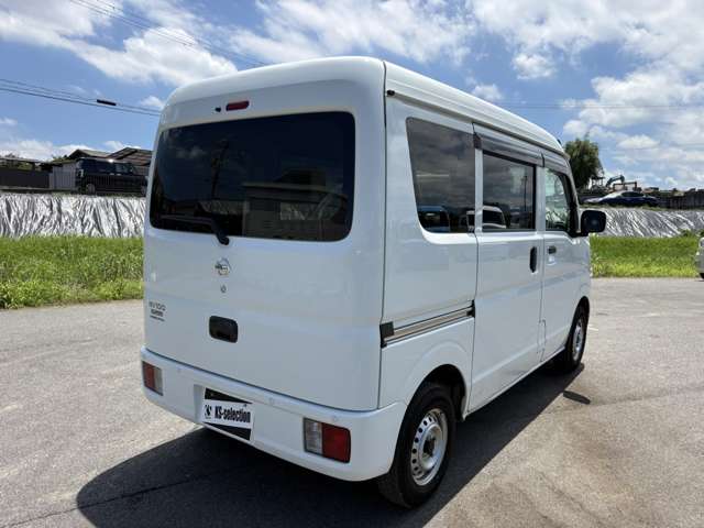 Nissan NV100 Clipper 12