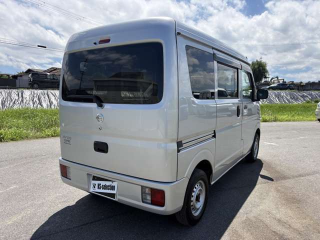 Nissan NV100 Clipper 11
