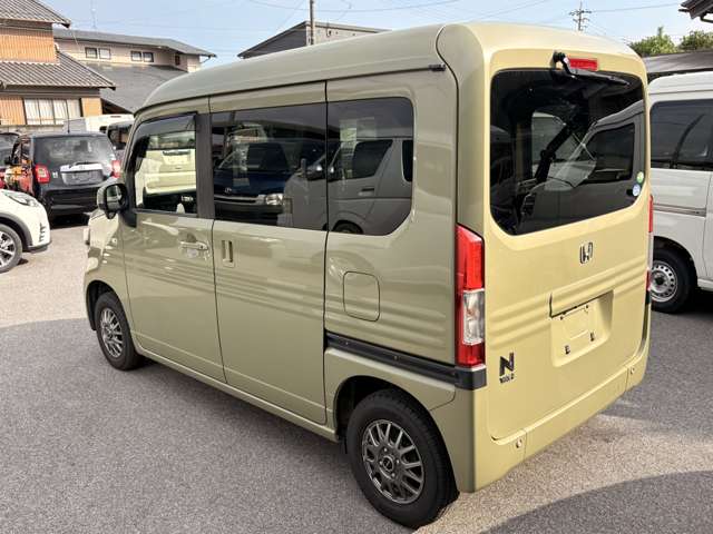 Honda N-VAN 8