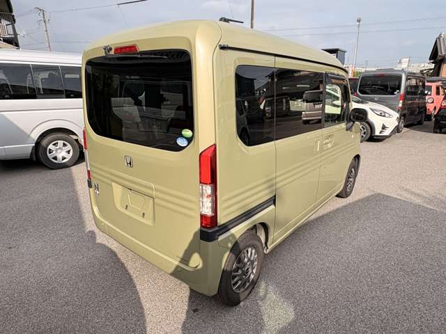 Honda N-VAN 10
