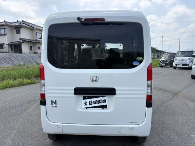 Honda N-VAN 12