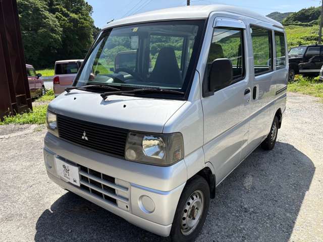 Mitsubishi Minicab Van 3