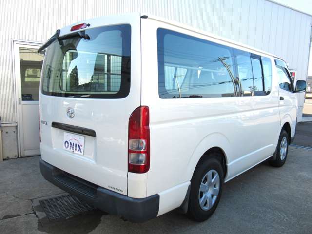 Toyota Regius Ace 5