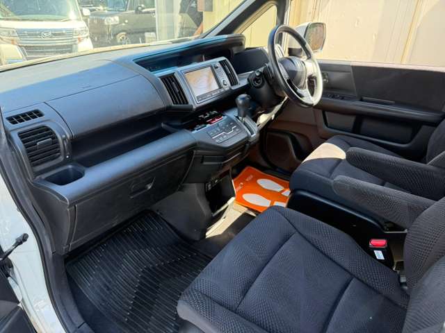 Honda Stepwgn 10