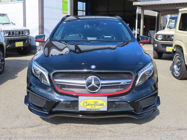 Mercedes-Benz GLA-Class 2