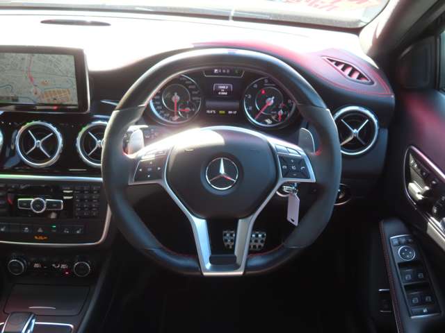 Mercedes-Benz GLA-Class 9