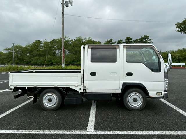 Isuzu Elf 7