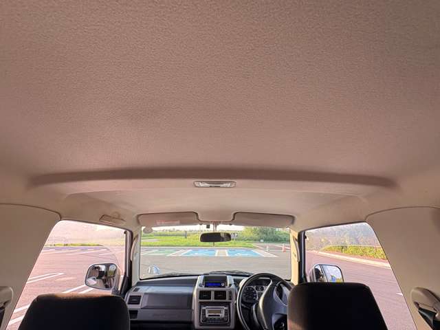 Mitsubishi Pajero Mini 11