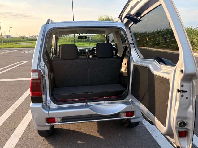Mitsubishi Pajero Mini 8