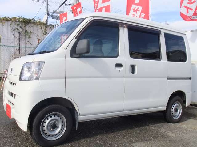 Daihatsu Hijet Cargo 11