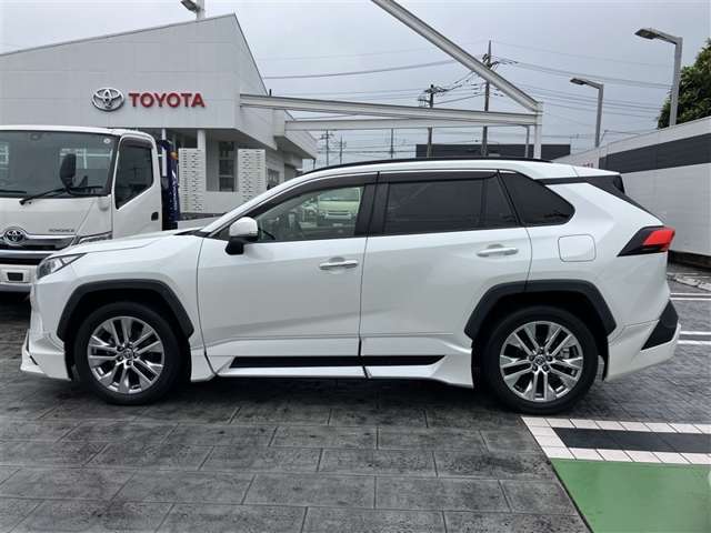 Toyota RAV4 8