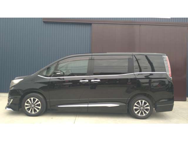 Toyota Esquire 7