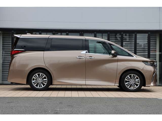 Toyota Alphard 7