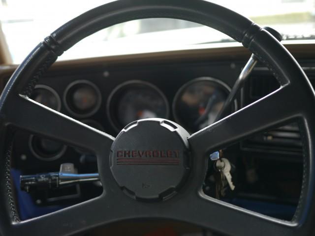 Chevrolet サバーバン 11