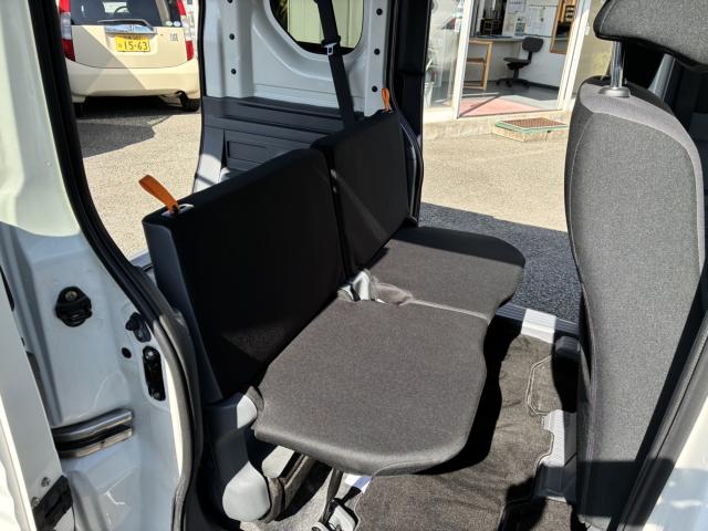 Honda N-VAN 12