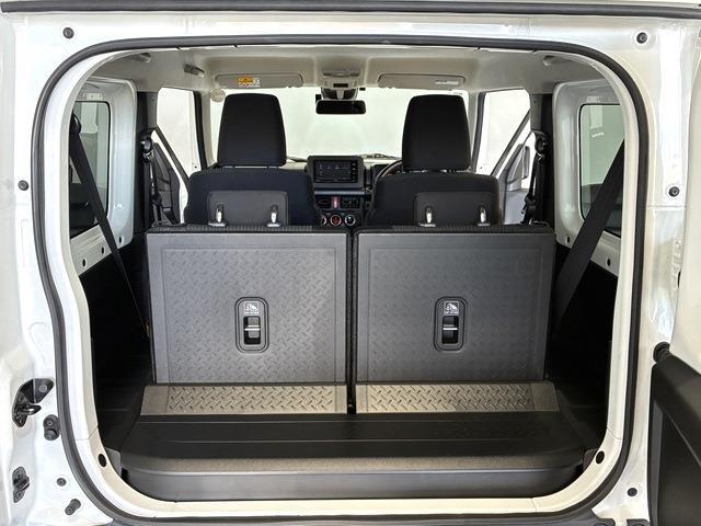 Suzuki Jimny 11